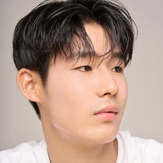 Jae Woo Yang