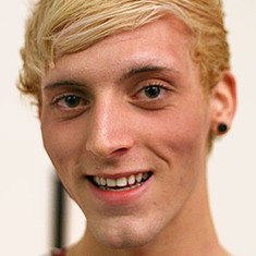Nail Brooks