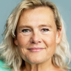 Ella Kenion