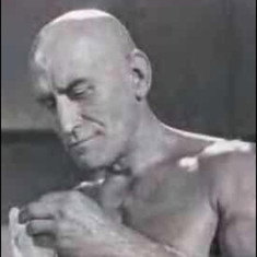 Nathanael León
