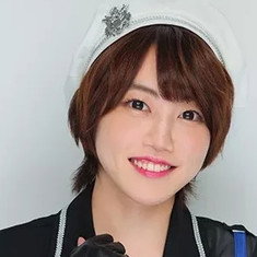 Seena Hoshiki
