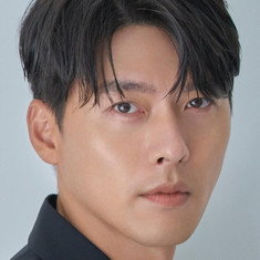 Hyun Bin