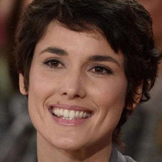 Églantine Éméyé