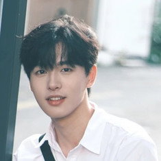 Tong Liang