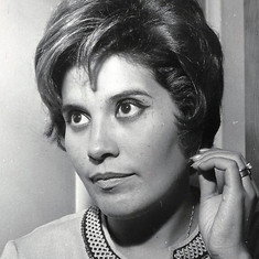 Monna Bell