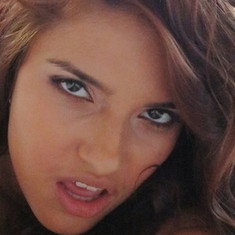 Giselle Mona
