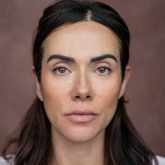 Devora Wilde