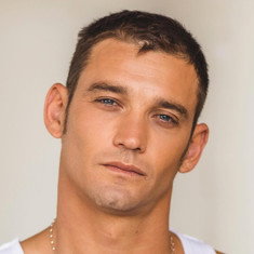 Dean Miroshnikov