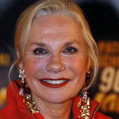 Monique van de Ven