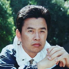 Yongli Qiu