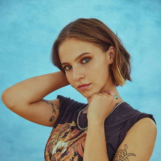 Mila Furst
