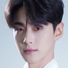 Li Zhuoyang