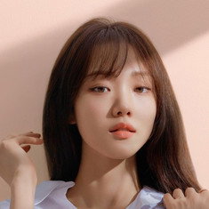 Lee Sung-kyung