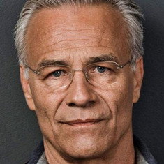 Klaus J. Behrendt