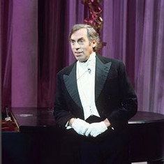 Larry Grayson