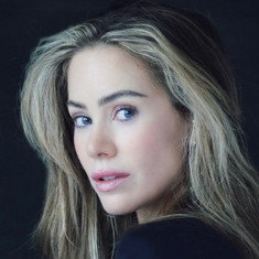 Roxanne McKee