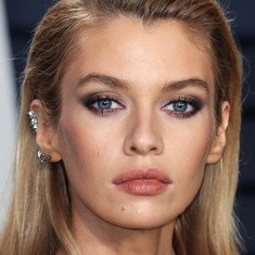 Stella Maxwell
