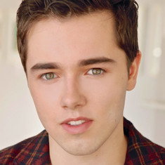 Alex Ferris