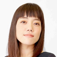 土屋咲登子