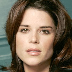 Neve Campbell