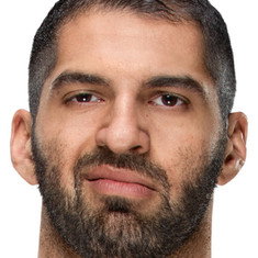 Ariya Daivari