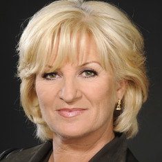 Anita Meyer
