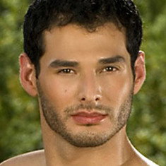 Ricky Martinez