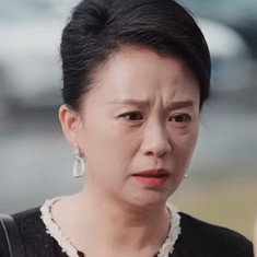 Liu Xin Ying