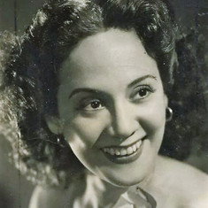 María Esther Gamas