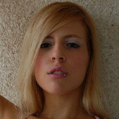 Lesly Kiss