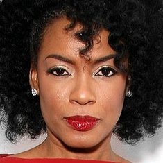 Aunjanue Ellis-Taylor