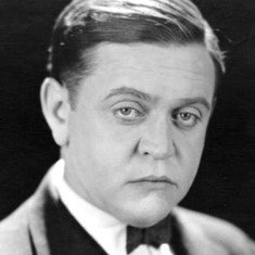 Lloyd Hamilton