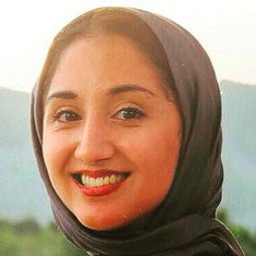 Aina Khan