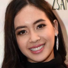 Elvira Devinamira