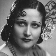 Estrellita Castro