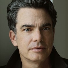 Peter Gallagher