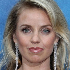 Kelli Garner