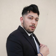 Daniel Caroline