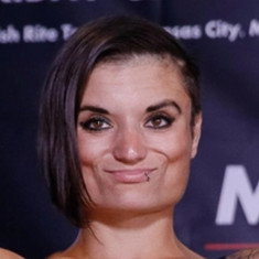 Julia Jones