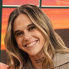 María León