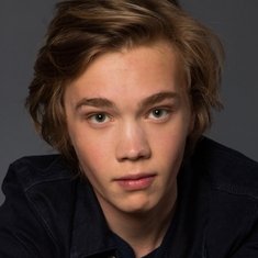 Charlie Plummer