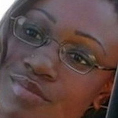 Vivica Kisses
