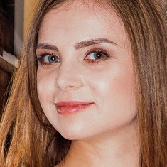 Bella Gray