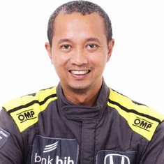 Fitra Eri