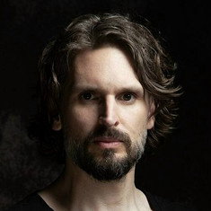Stefan Helleblad