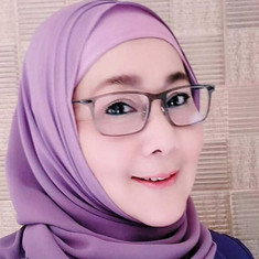 Ucy Bing Slamet