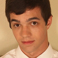 Leo Light