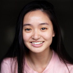 Lorraine Hong