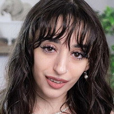 Ronnie Violet