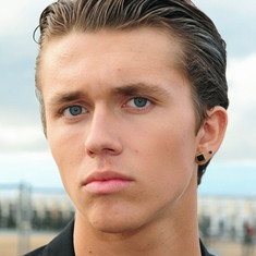 Ian Thomas